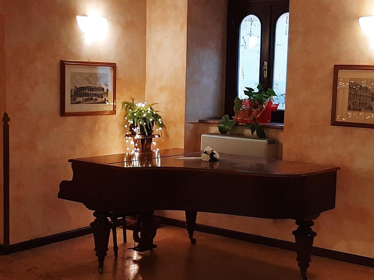 Hotel Dolomiti Malcesine Esterno foto