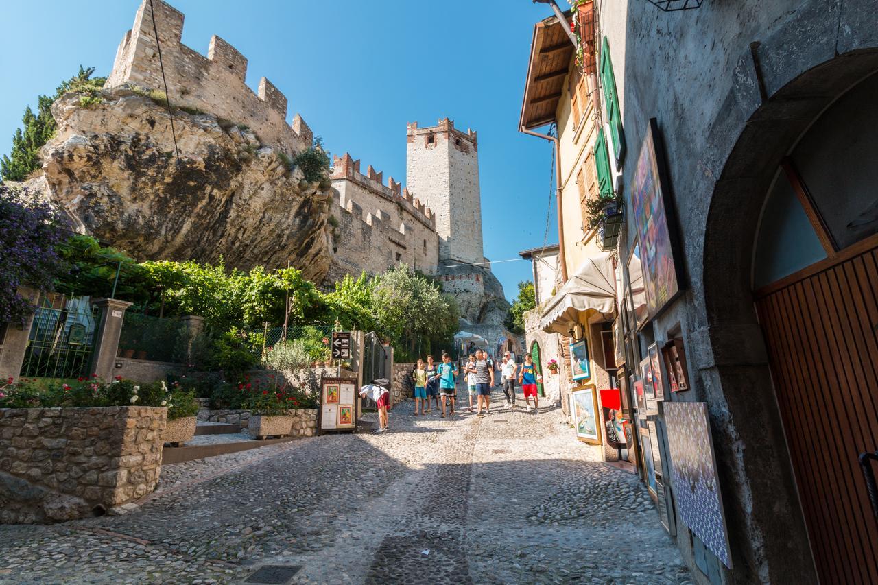 Hotel Dolomiti Malcesine Esterno foto